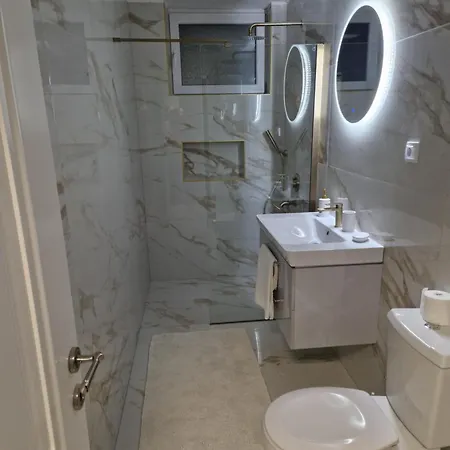 Stan Na Dan Jelica Stanivukovic شقة