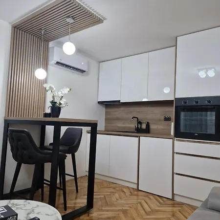 شقة Stan Na Dan Jelica Stanivukovic